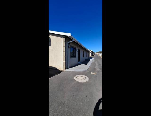 2 BEDROOM HOUSE FOR SALE IN RYDALVALE